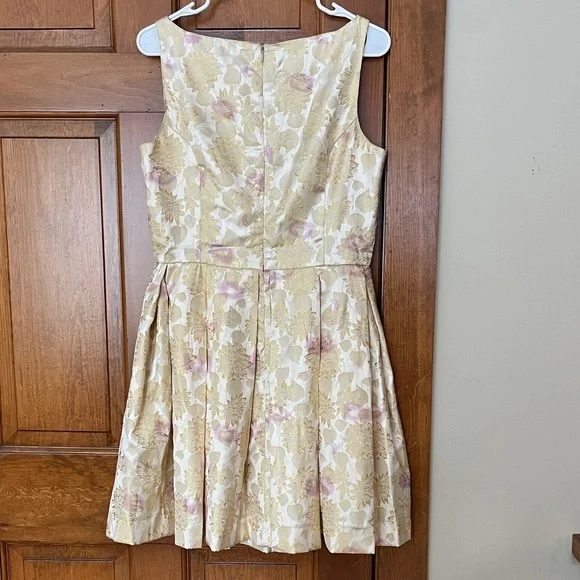 BB Dakota Cream and Pink a-line semi formal dress - Picture 5 of 6